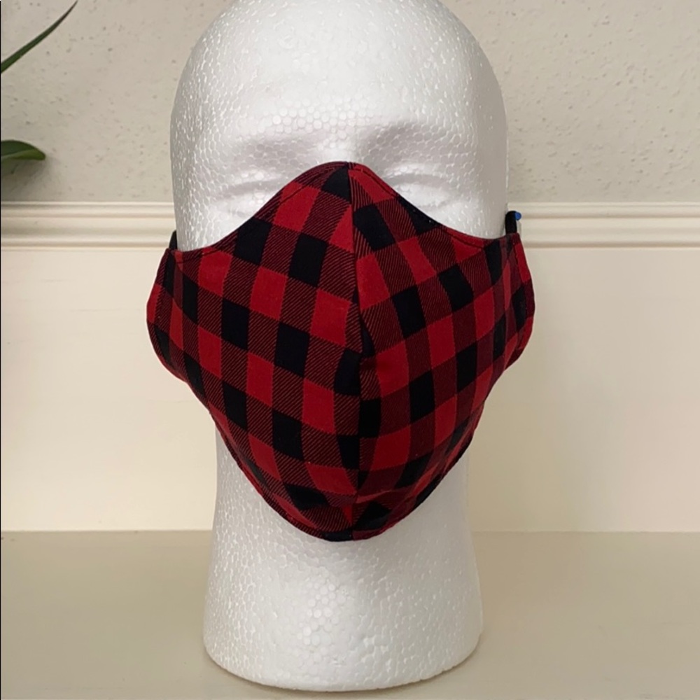 Buffalo Plaid face mask 😷